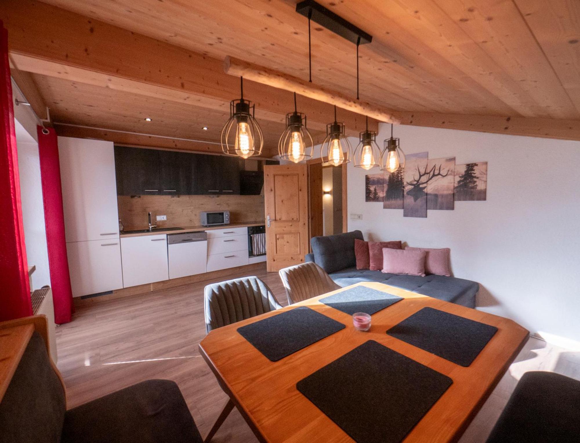 Ferienwohnung Zillertal - Schwemberger Fuegen Luaran gambar